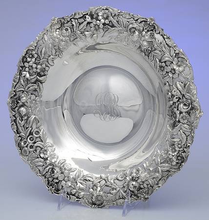 Repousse-Full Chased-Hand Chased 11" Round Vegetable