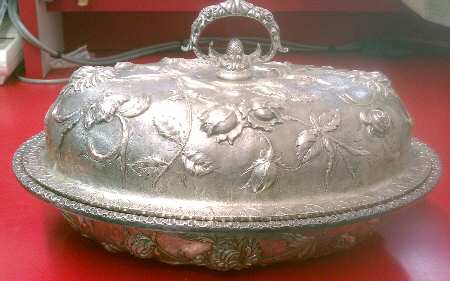 Repousse-Full Chased-Hand Chased (2 Pc) 11" Oval Double Vegetable