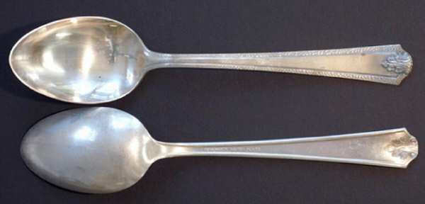 KNP2 (Silverplate) Place/Oval Soup Spoon