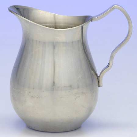P37-16 (Pewter, Hollowware) Creamer