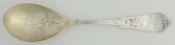 Queen (Coin) Large Solid Berry/Casserole Spoon