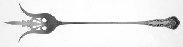 Chatelaine (Sterling, 1894) Large Lettuce Serving Fork