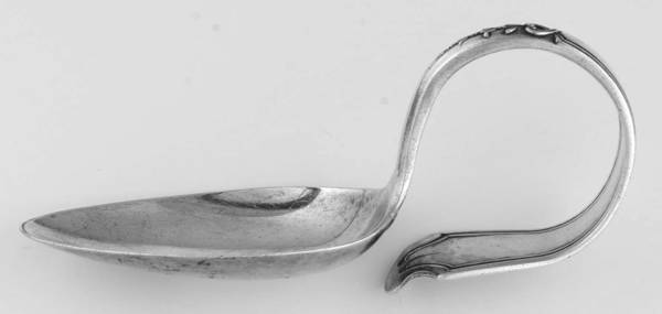 Chateau-Chateau Thierry(Sterling, 1919) Curved Handle Baby Spoon