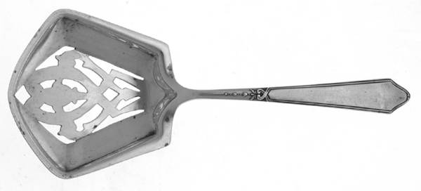 Chateau-Chateau Thierry(Sterling, 1919) Solid Bon Bon Spoon