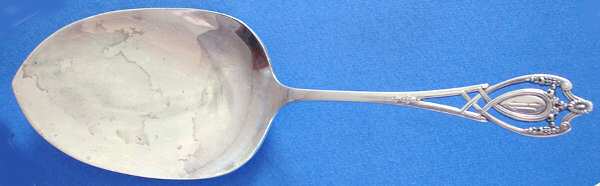 Monticello (Sterling, 1908) Large Solid Pie Knife