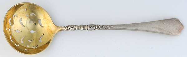 Nellie Custis (Sterling, 1915) Small Sugar Sifter