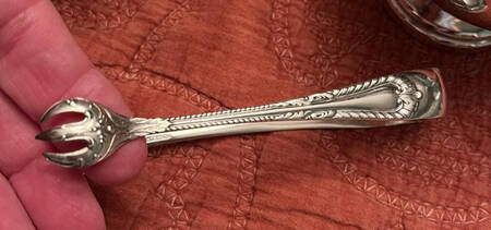 Old Dominion (Sterling, 1898) Small Sugar Tongs