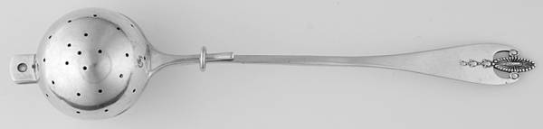 Virginia (Sterling, 1910) Solid Individual Tea Ball Spoon