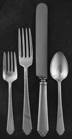 William & Mary (Sterling, 1921, No Monos) 4 Piece Dinner Size Setting