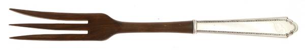 William & Mary (Sterling, 1921, No Monos) Salad Serving Fork with Wooden Prongs