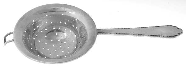 William & Mary (Sterling, 1921, No Monos) Solid Individual Overcup Tea Strainer
