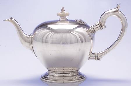 Early American-Plain (Sterling, Hollowware)  Teapot