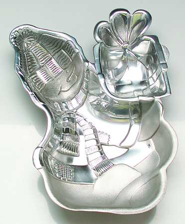 Yuletide (Hollowware) 1 Piece Chip and Dip Set