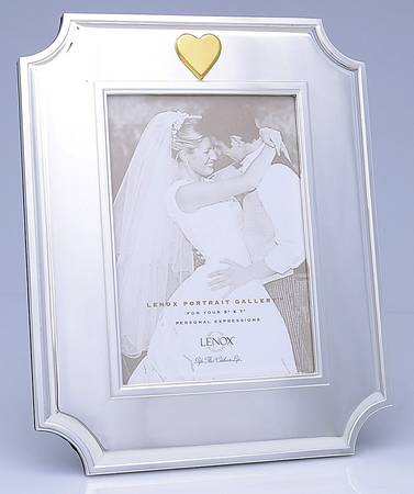 Williamsburg Collection (Silverplate, Hollowware) 5" X 7" Picture Frame