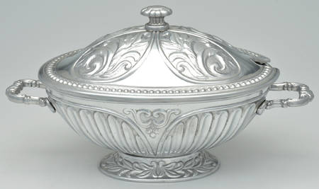 Butler's Pantry (Hollowware) Tureen & Lid