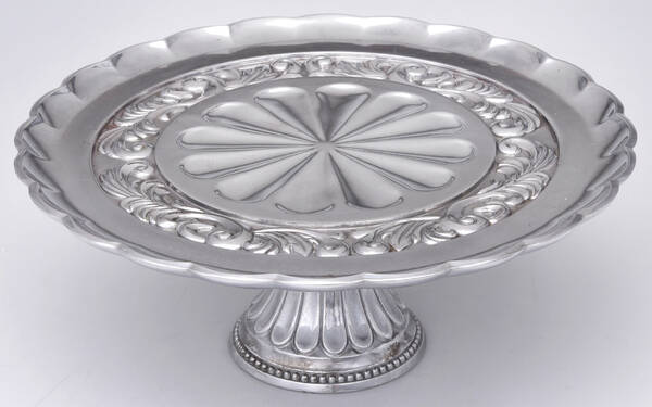 Butler's Pantry (Hollowware) 12" Diameter Pedestal Cake Stand