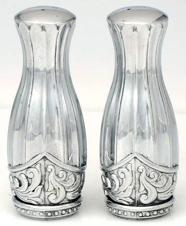 Butler's Pantry (Hollowware) Salt and Pepper Set