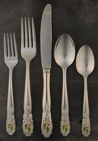 Holiday Platinum (Stainless) 5 Piece Place Setting