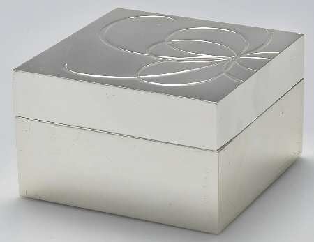 Belle Boulevard (SIlverplate, Hollowware) Vanity Box with Lid