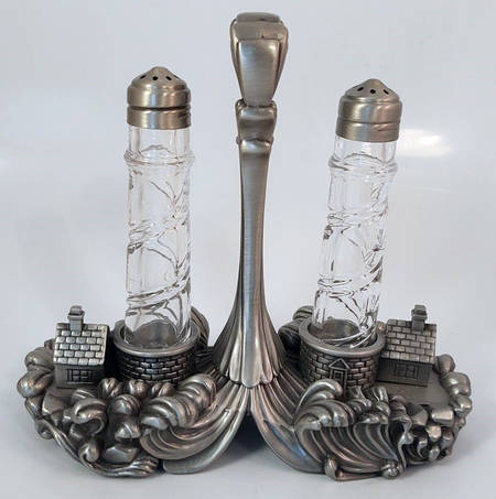 Silver Seas (Hollowware) Crystal Salt & Pepper W/Metal Stand