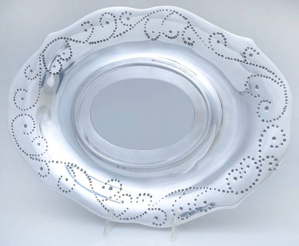 French Perle (Aluminum, Hollowware) Oval Cheese Board No Insert