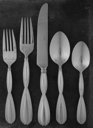 Overture (Stainless) 5 Piece Place Setting