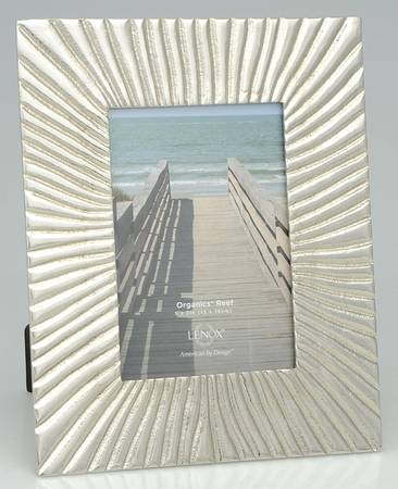 Organics Reef (Hollowware, Aluminum) Frame-Holds 5" X 7"
