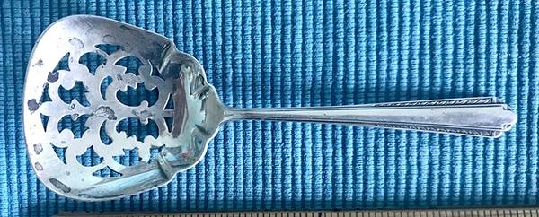Park Avenue (Sterling, 1931, No Monograms) Bon Bon Scoop