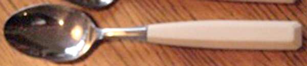 Classique-Ivory (Stainless) Place/Oval Soup Spoon
