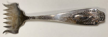 Lady Wynn (Sterling, 1912) Large Solid Tined Sardine Serving Fork