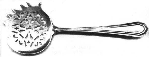 Sulgrave (Sterling, 1911) Small Cucumber-Tomato Server w/Saw Edge