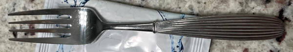 MIS18 (Stainless) by Mikasa
