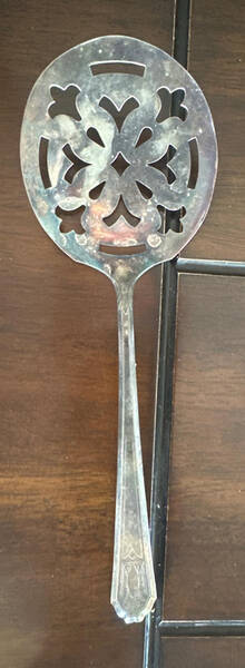 MQT1 (SILVERPLATE) Tomato Server, Solid Piece