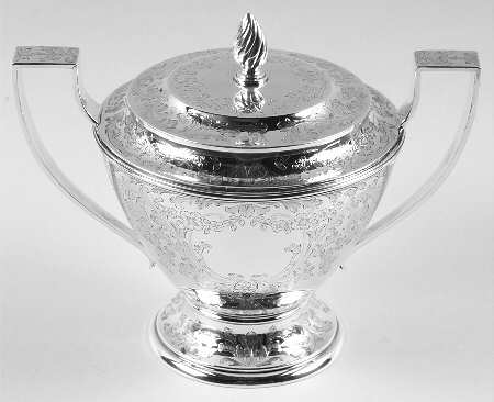 Queen Bess (Sterling, Hollowware) Sugar Bowl & Lid