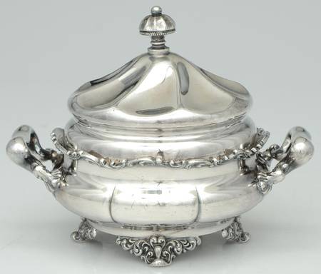 2024 (Silverplate, Hollowware) Round Covered Butter Dish & Strainer