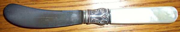 Pearl Handle 6 (Sterling) Pearl Handle Butter Spread/Paddle