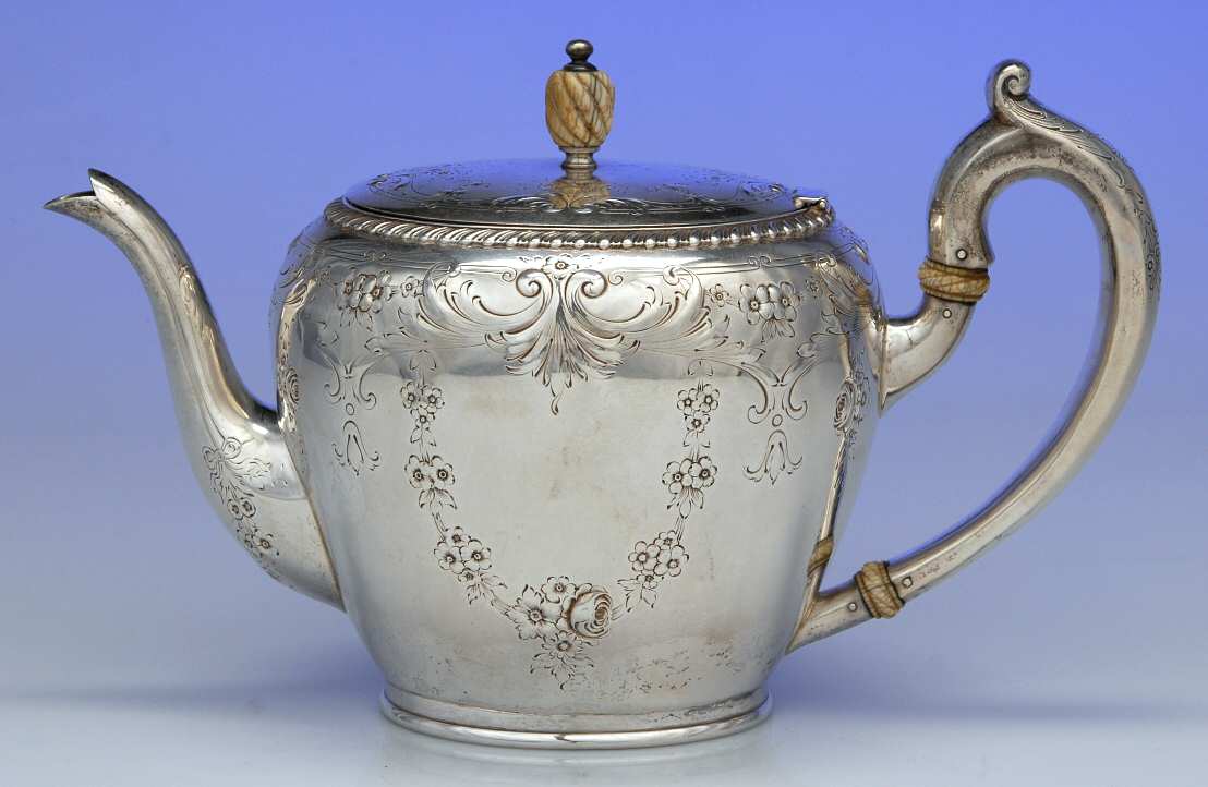 J22 (Sterling, Hollowware) Teapot