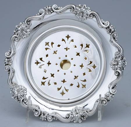 602 (Sterling, Hollowware) Round Open Butter with Strainer