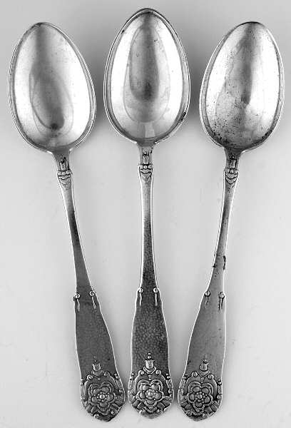 M1A9 (Sterling) (Set of 3) Monogram European Place/Oval Soup Spoon