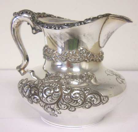 2014 (Silverplate, Hollowware) Creamer