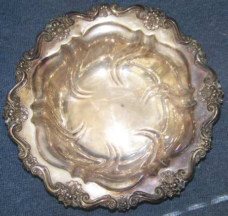 602 (Sterling, Hollowware) 11" Round Vegetable