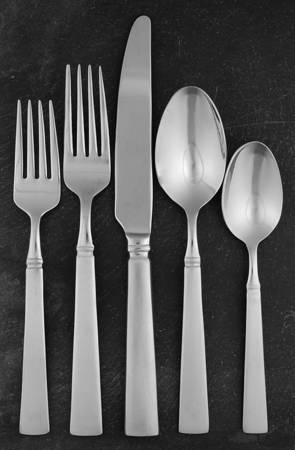 Simpatico (Stainless) 40 Piece Estate Set