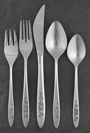 Charmante (Stainless) 5 Piece Place Setting