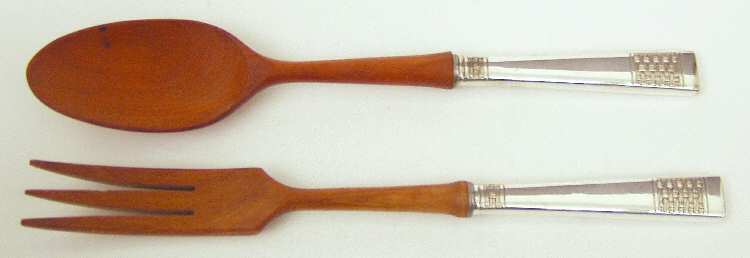 Calvalcade (Silverplate, 1946) Wooden Bowl 2-Piece Salad Set