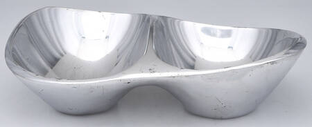 Metal Hollowware 11" Oval Divided Vegetable Bowl