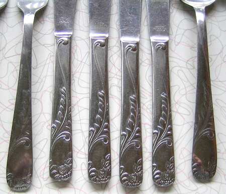 NST105 (Stainless) Modern Solid Knife