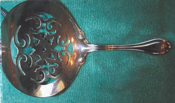 Abington (Silverplate, 1910) Solid Bon Bon Spoon with Pierced Bowl