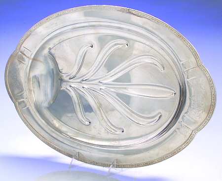 Chelsea (Silverplate, Hollowware) Medium Plated Meat Platter with Well