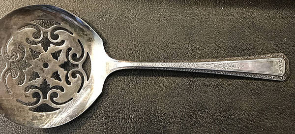 Cheshire (Silverplate, 1925) Tomato Server, Solid Piece