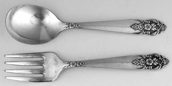 Distinction (Silverplate, 1951) 2 Pc Baby Set (BF, BS)